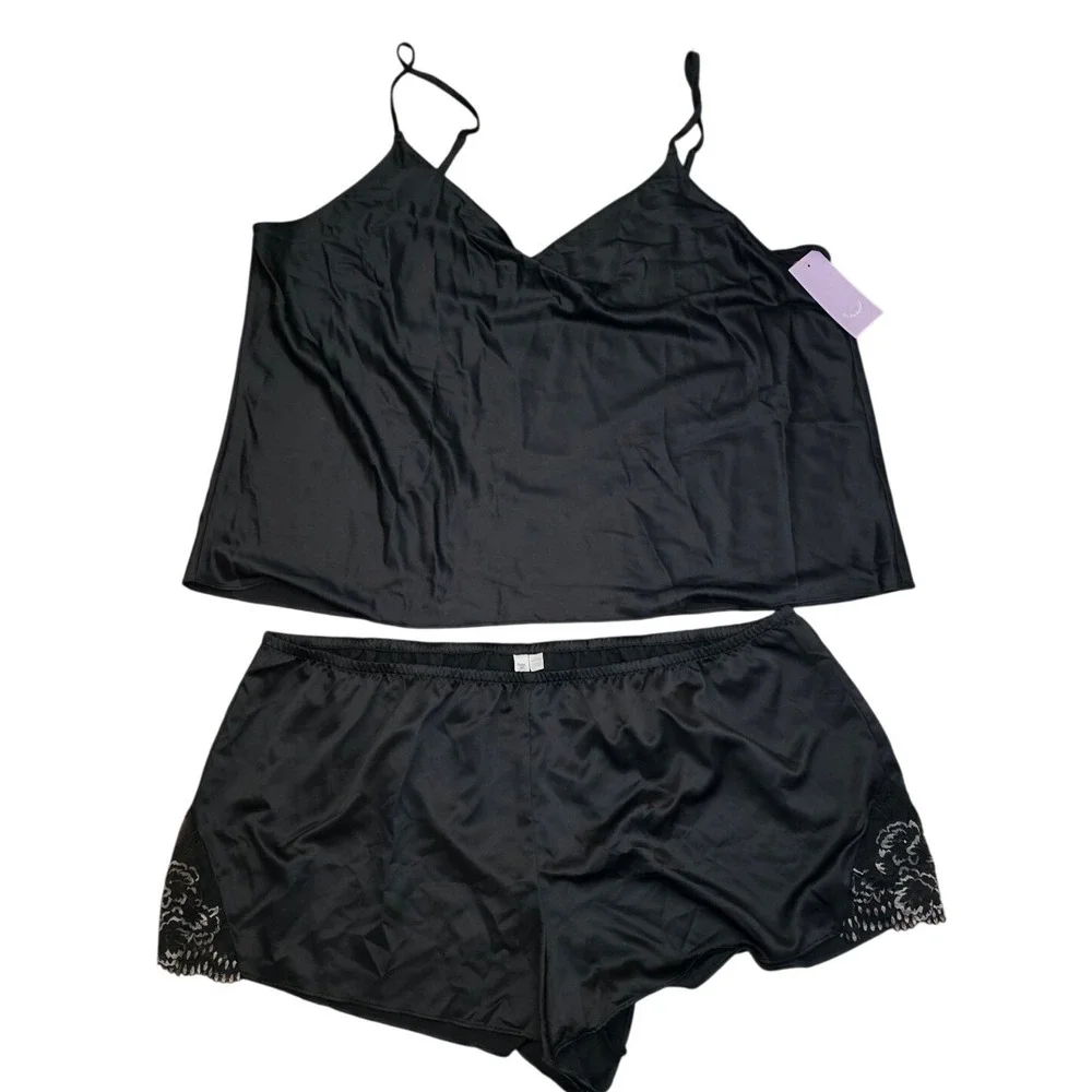 Joyspun Womens 3X Black Satin Pajama Set Cami and Lace Trim Shorts 2 Piece NWT